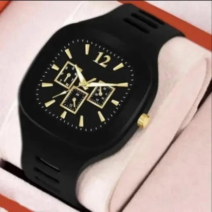 Man's Black Analogue Watch Lightweight Casual